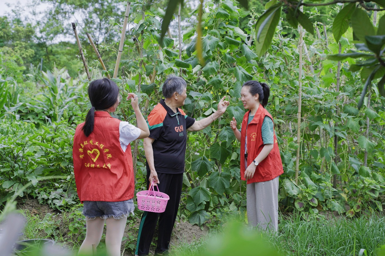 江西理工大学:废弃矿区重焕新颜 携手助力乡村振兴_fororder_111